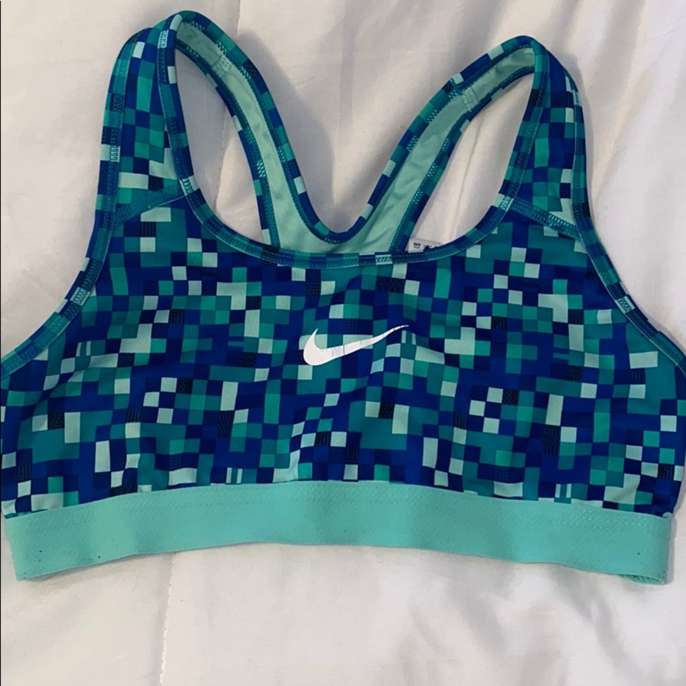 nike sports bra
